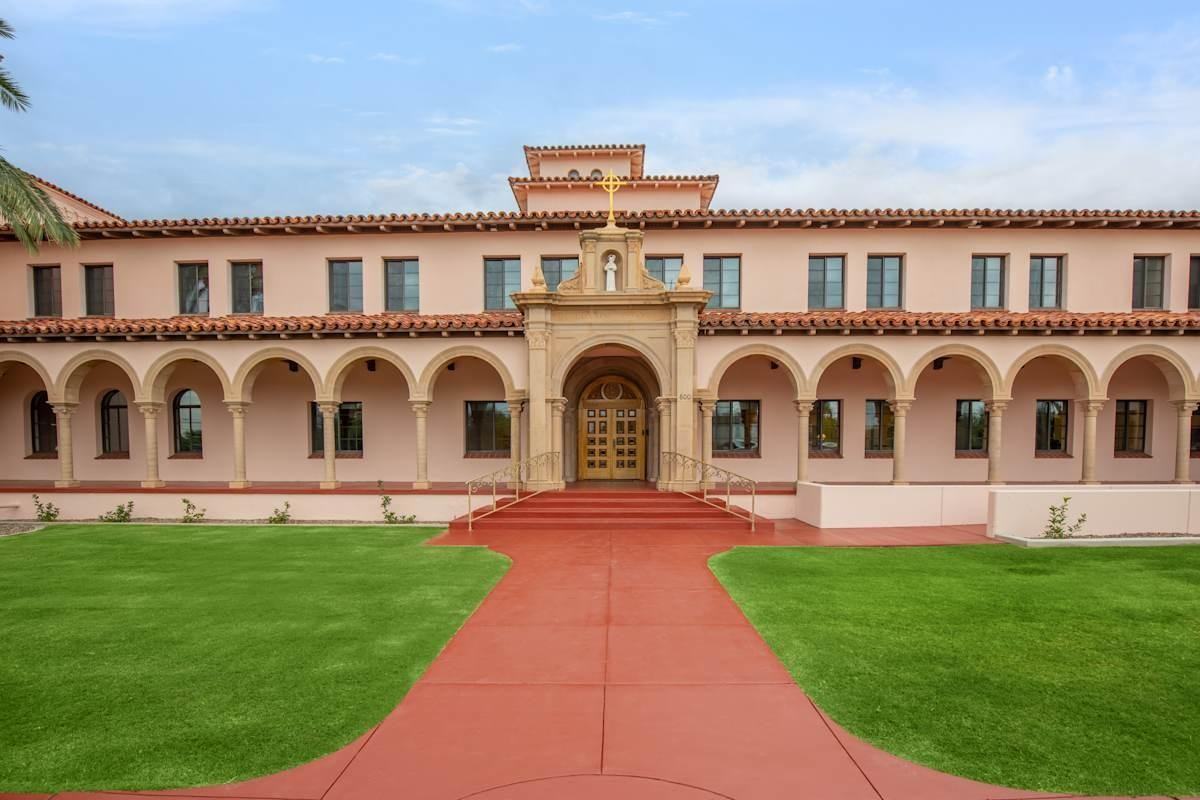 800 North Country Club Road