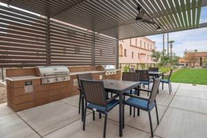 featured image of 800 N Country Club Rd