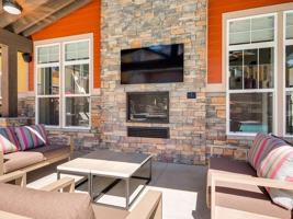 featured image of 1193 Auburn Dr