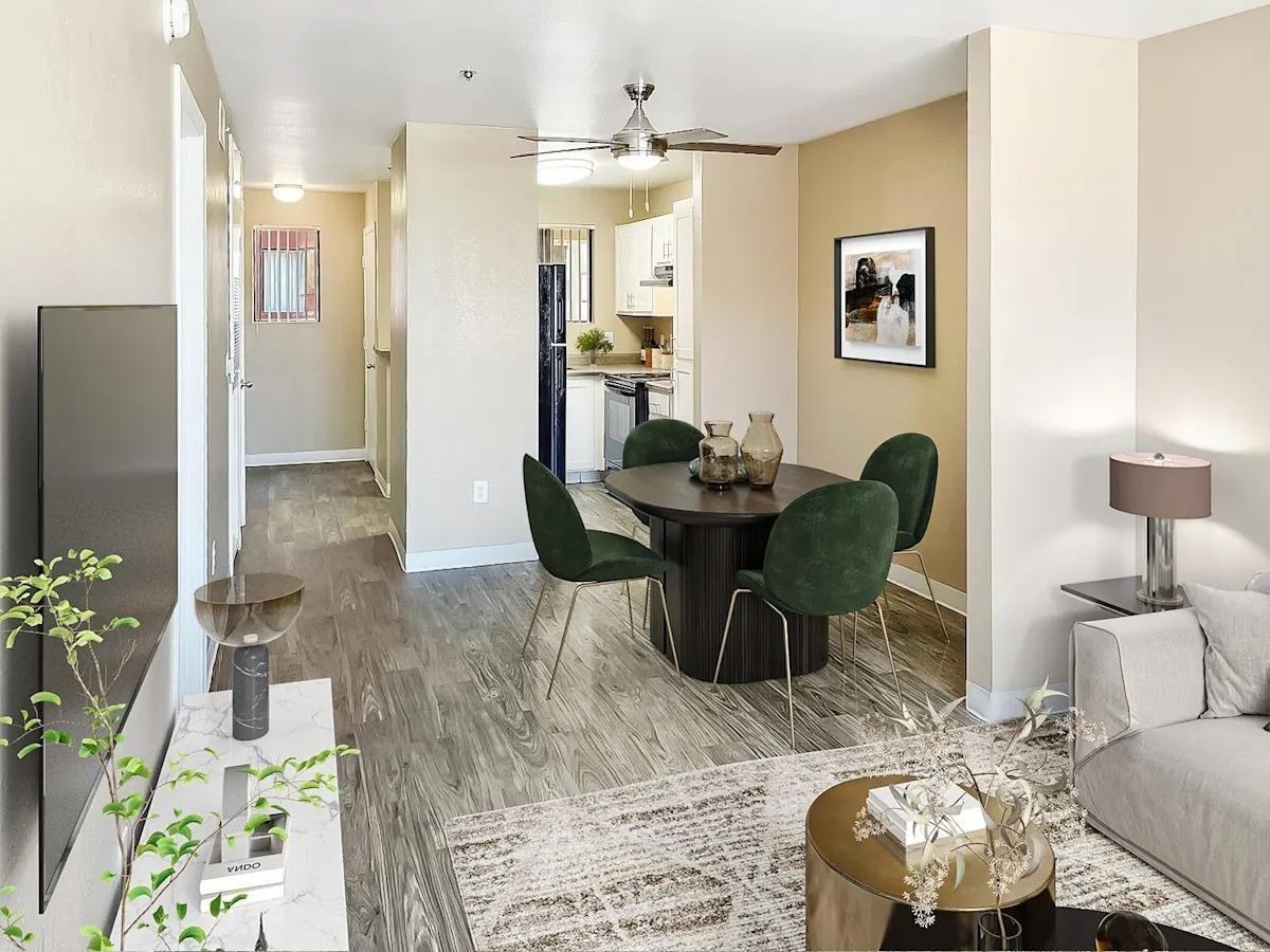 1564 N Morrison Ave - Photo 7 of 16