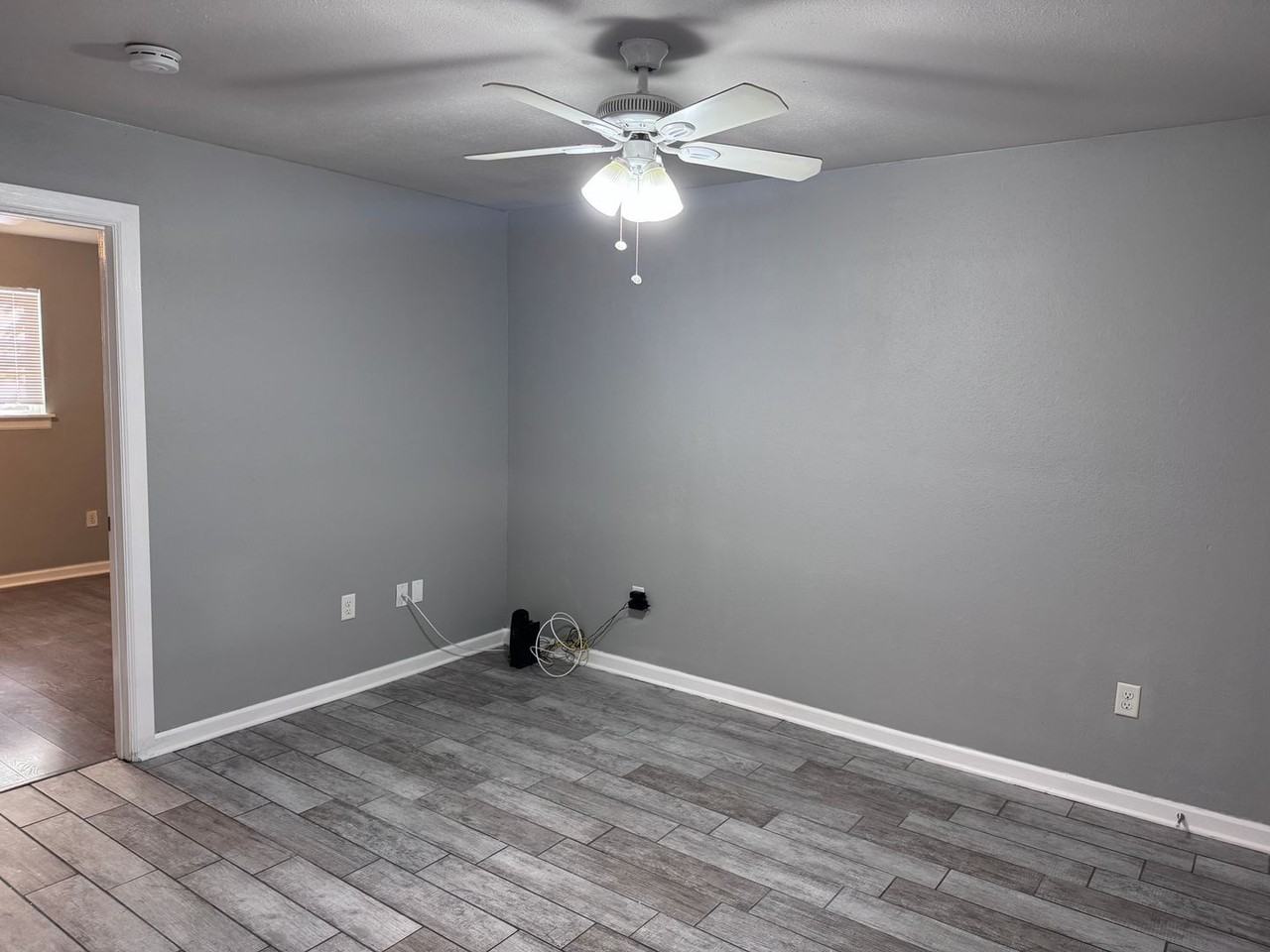 901 Parmer Ave #2 - Photo 5 of 10