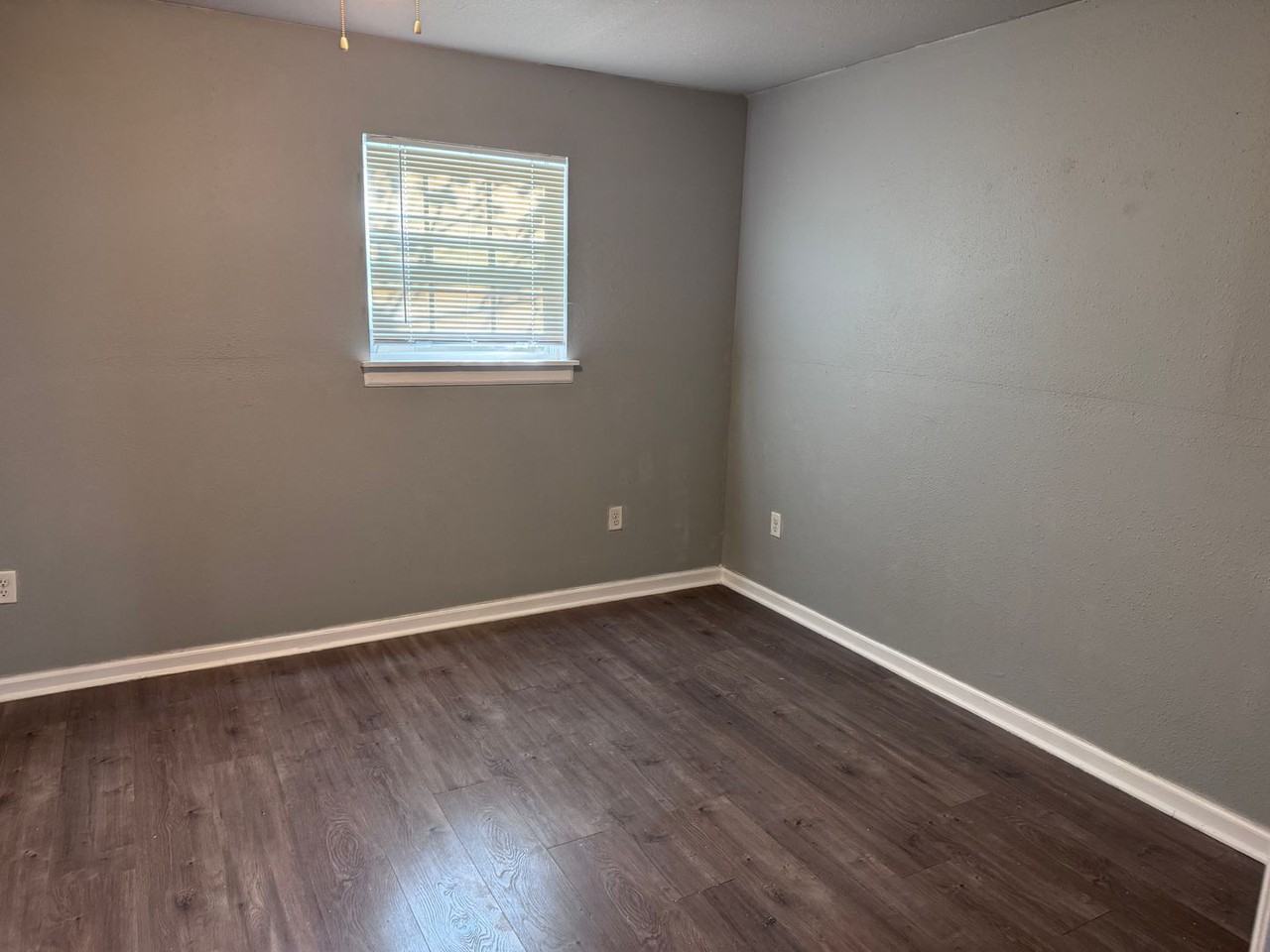 901 Parmer Ave #2 - Photo 6 of 10