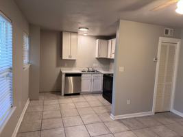 featured image of 901 Parmer Ave #3