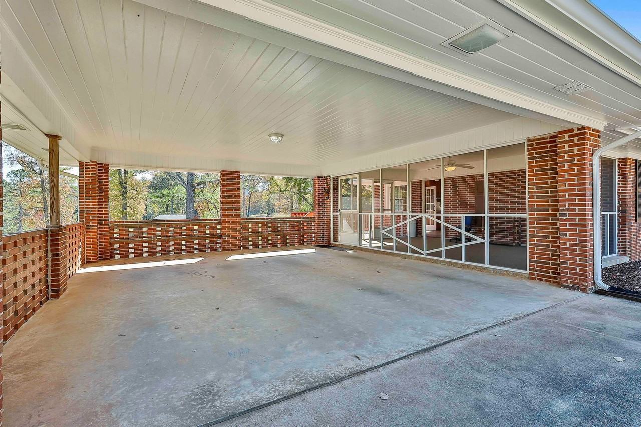 334 Porter Road - Photo 3 of 36