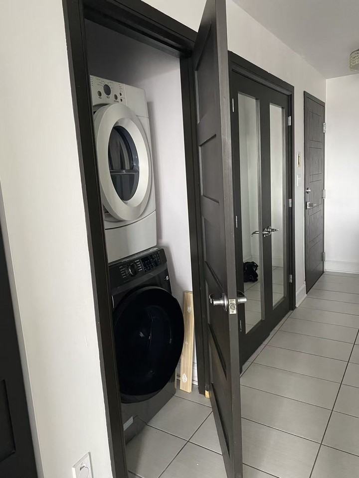 1800 Boulevard Angrignon #508 - Photo 4 of 19