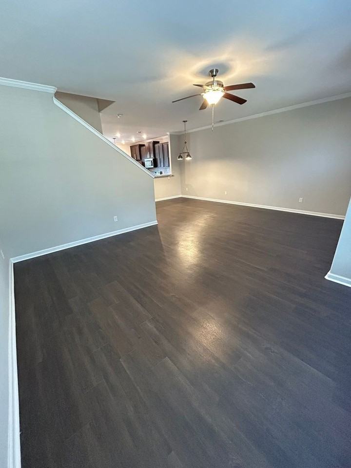 126 Reese Way - Photo 6 of 28