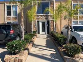 featured image of 4721 Lamont St