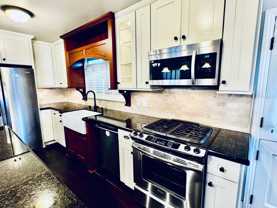 324 W Sepulveda St - Photo 1 of 1