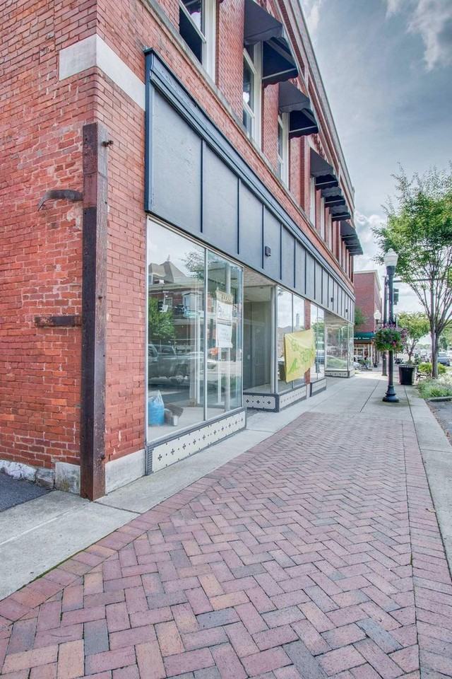 101 East Main Street - Photo 6 of 21