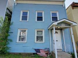 featured image of 686 3rd Ave