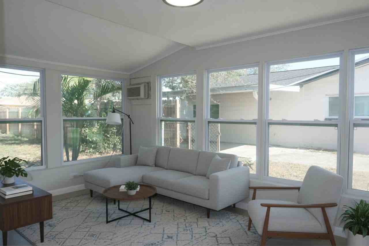 435 92nd Avenue North - Photo 7 of 30