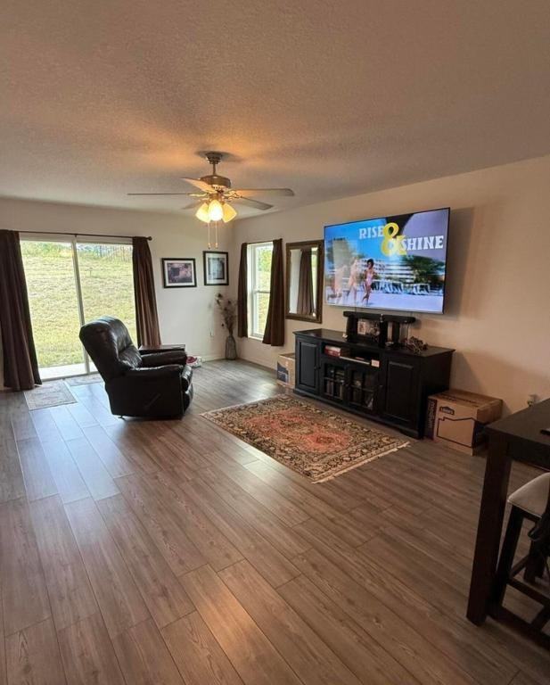 9725 Southern Charm Cir - Photo 3 of 22