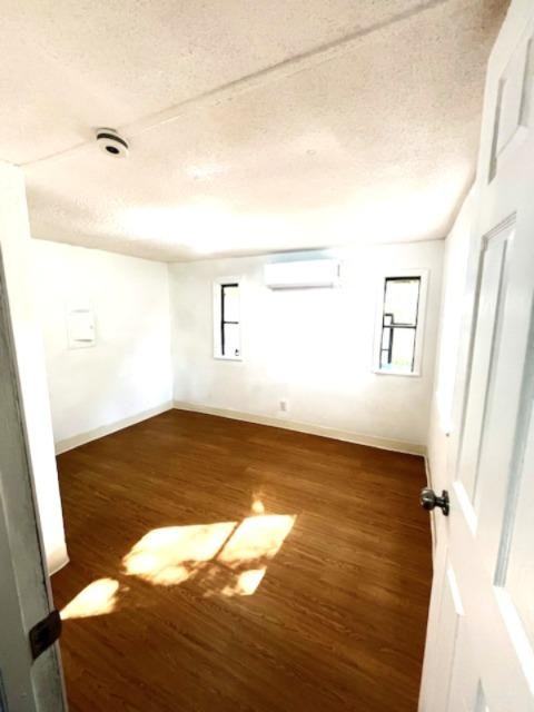 207 Ketch Road - Photo 6 of 19