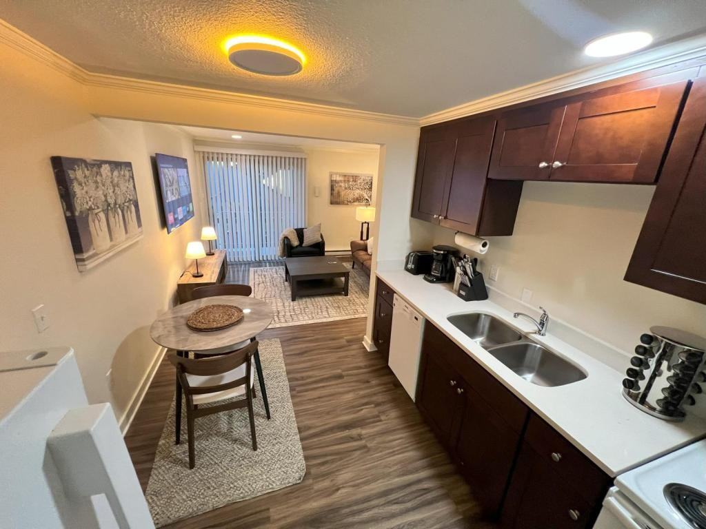 6549 24th Ave Nw #3 - Photo 4 of 21