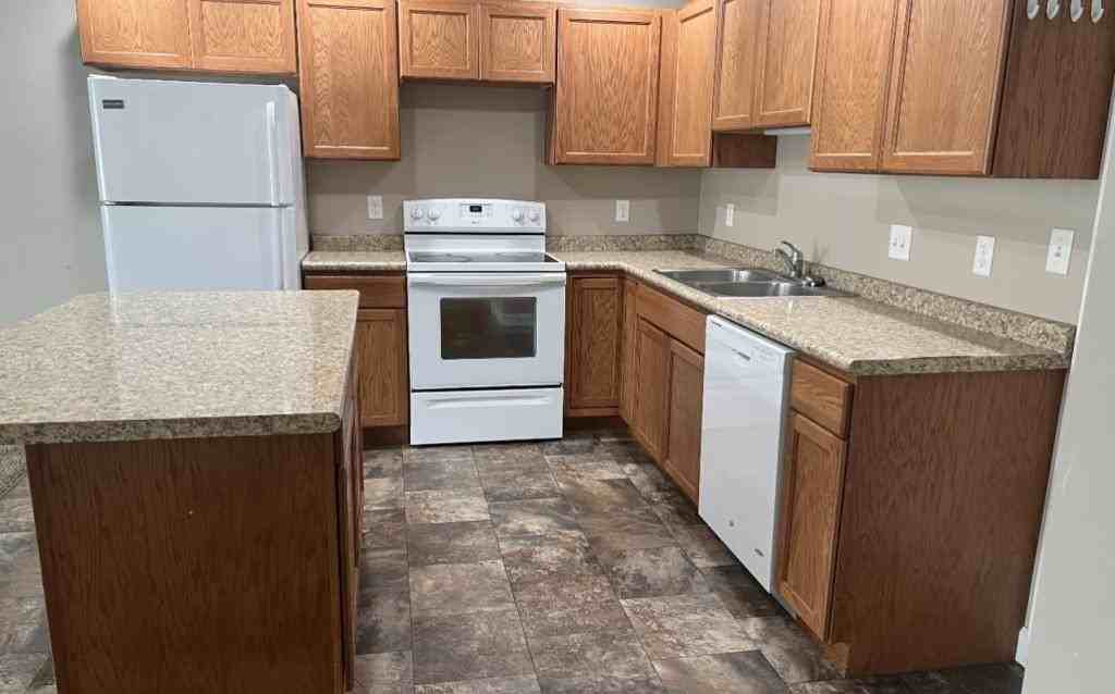1419 2nd Street - Photo 2 of 8