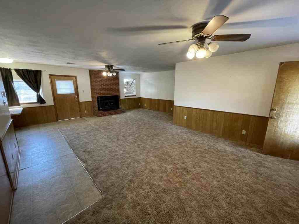 5124 Dogwood Rd - Photo 3 of 30