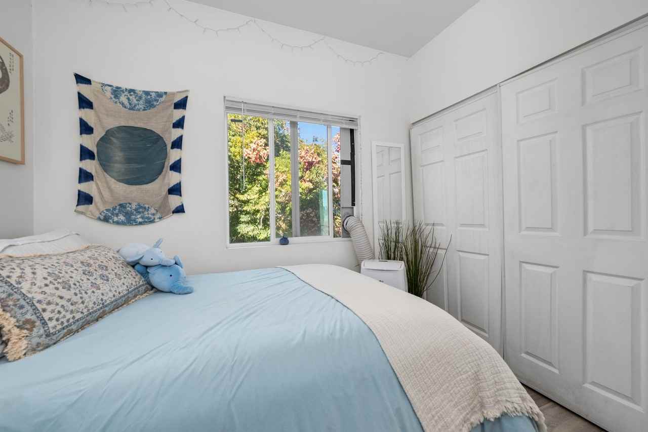 6252 Dorothy Dr - Photo 6 of 21
