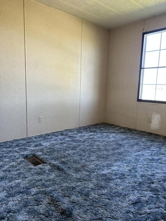 470 Rentzel Rd - Photo 6 of 14