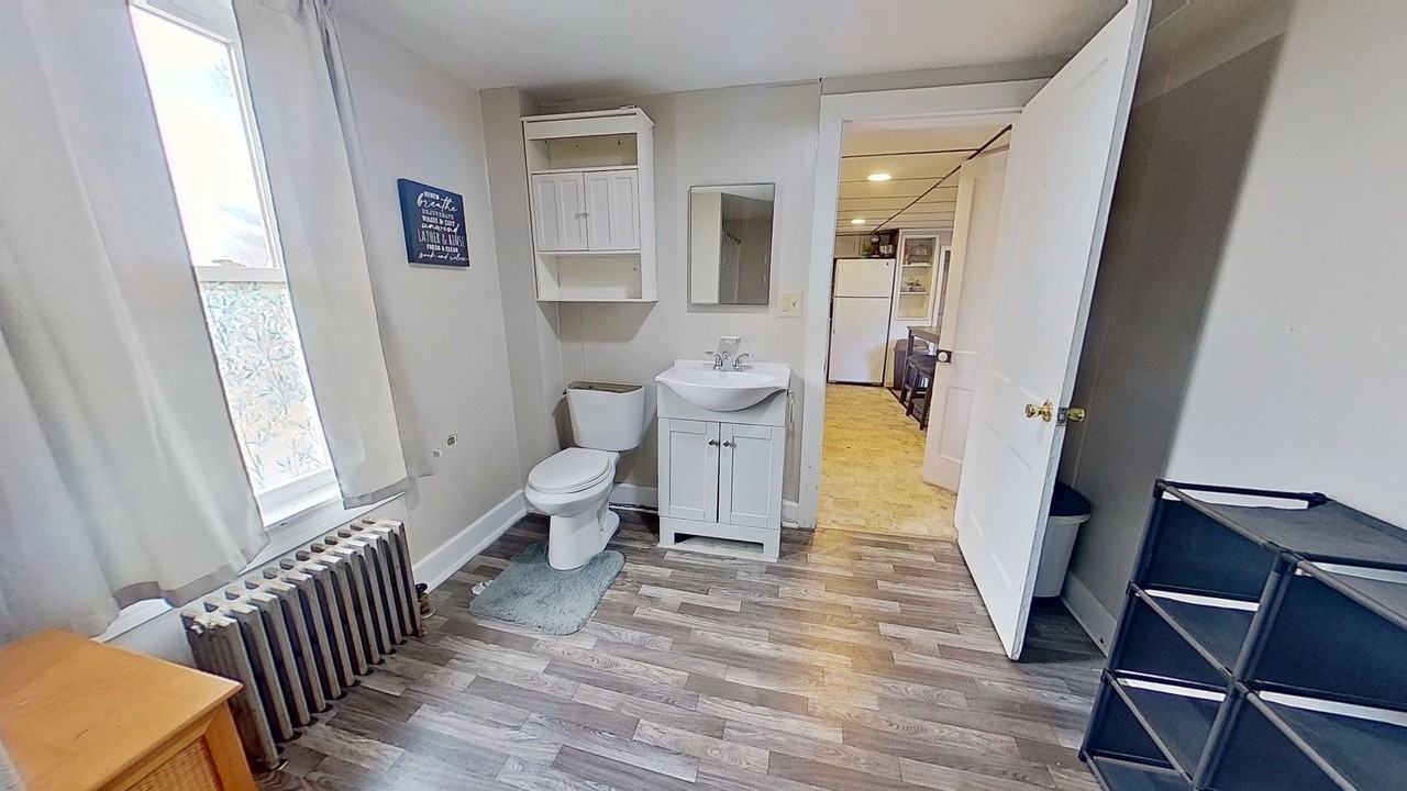 181 Cemetery Street - Photo 7 of 12