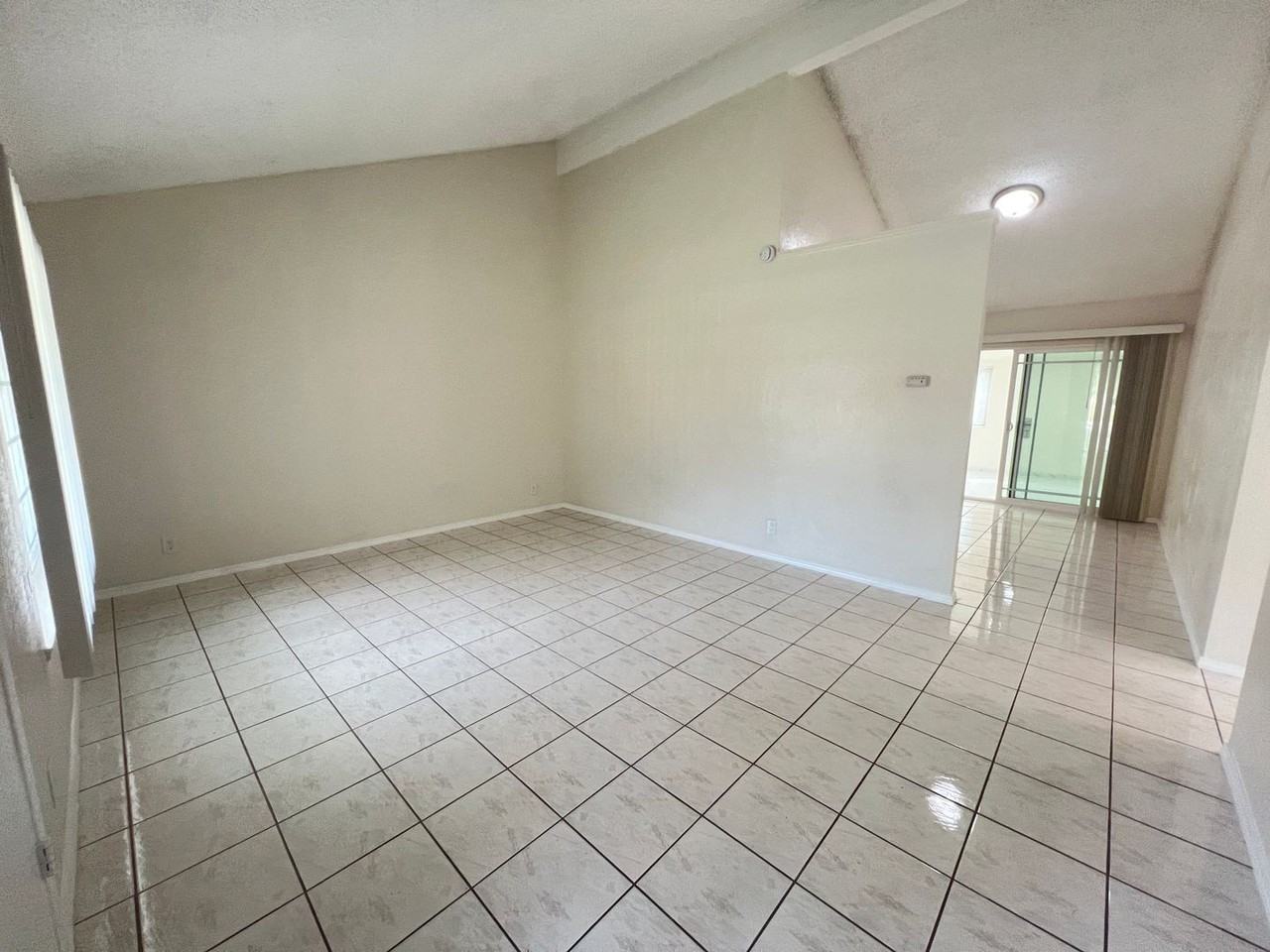 16920 Yvette Ave - Photo 3 of 36