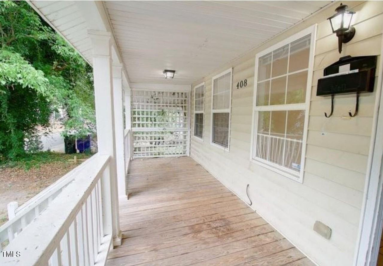 408 Cotton St - Photo 2 of 12