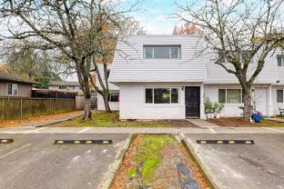 213 SE 192nd Ave - Photo 1 of 1