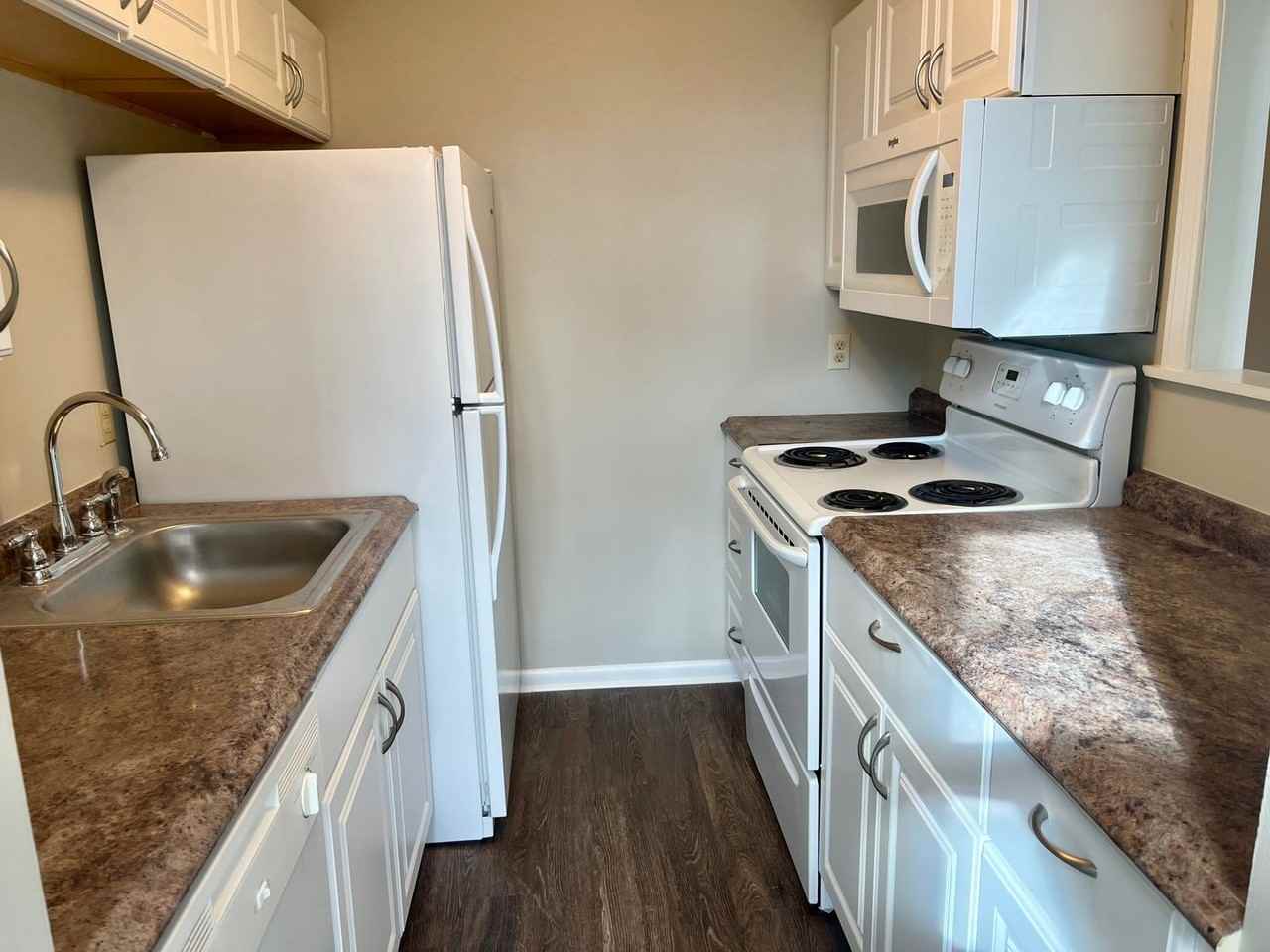 Washington Green Rentals - Photo 2 of 15