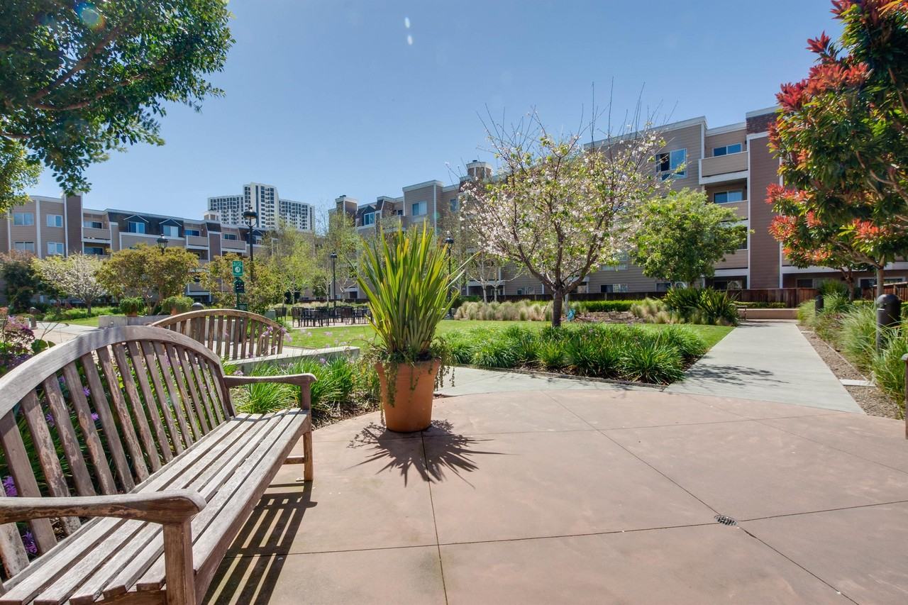 6400 Christie Ave - Photo 7 of 28