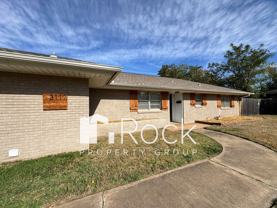 3117 Lakeside Dr - Photo 1 of 1