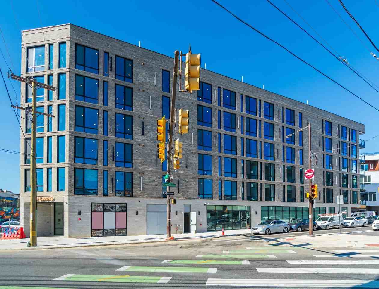 The Beverly - Photo 5 of 50