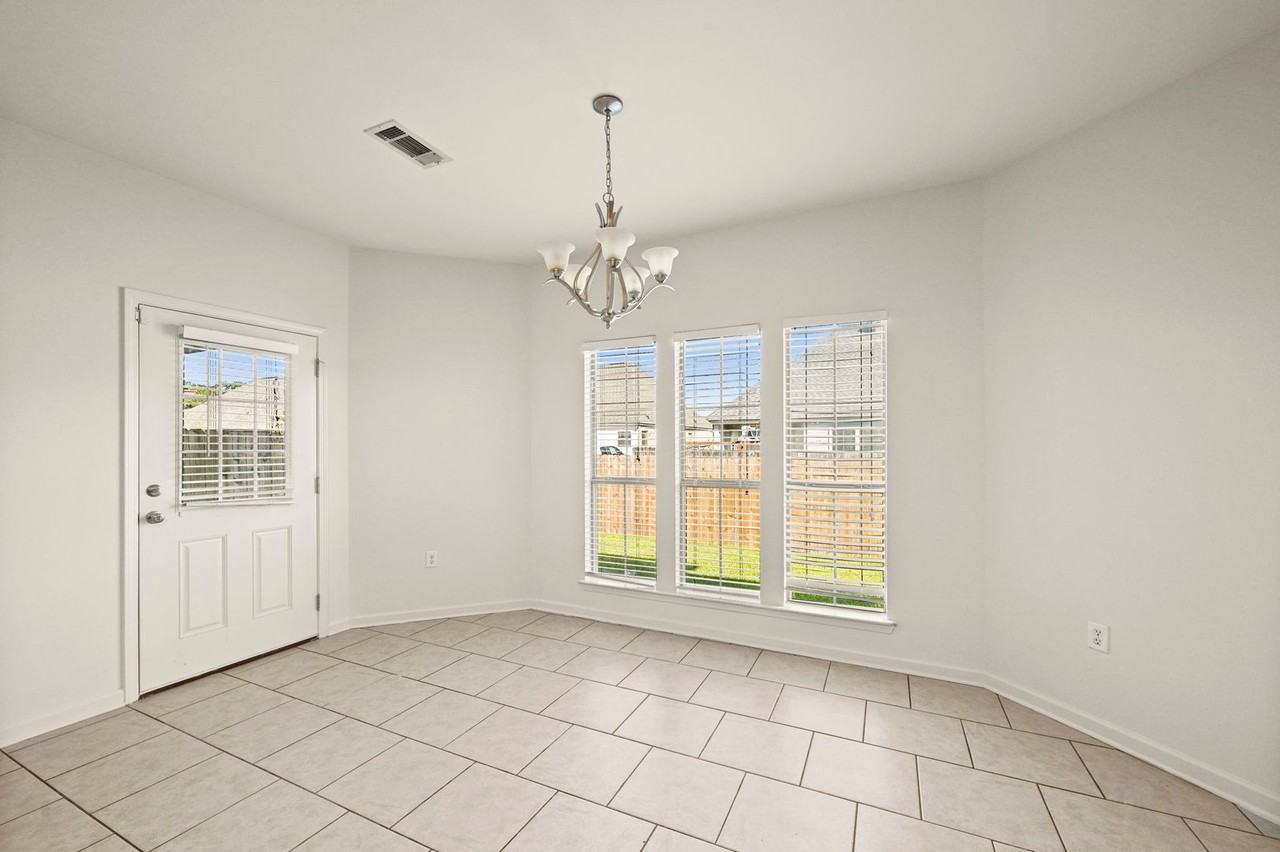 40344 Crestridge Dr - Photo 5 of 17