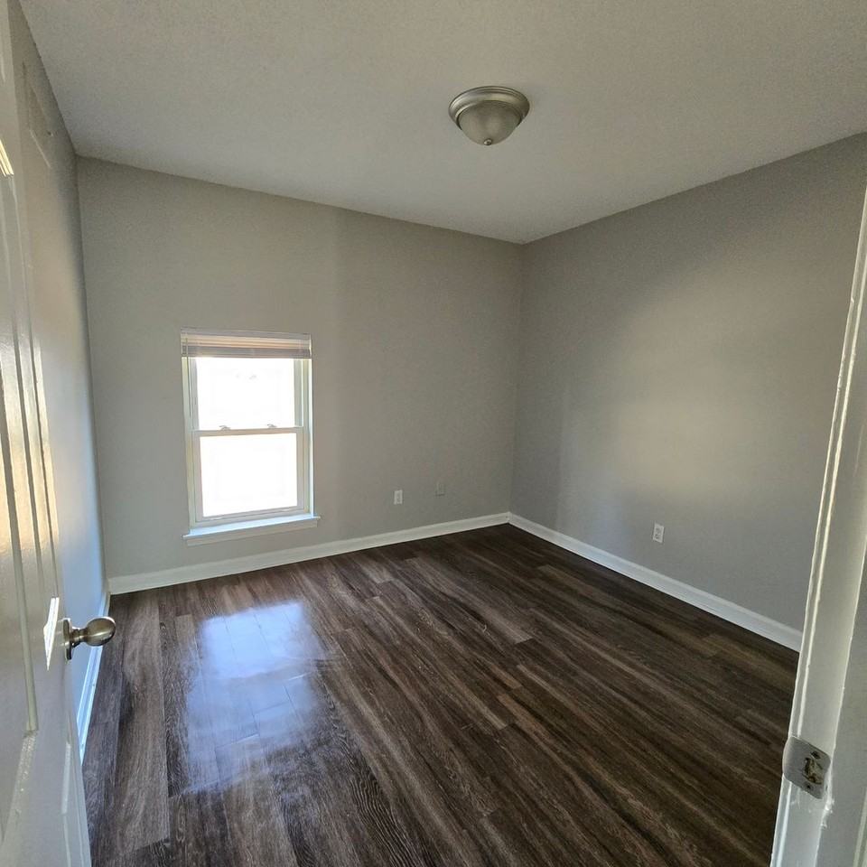 2945 Brook Cv - Photo 5 of 10