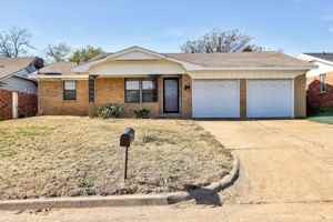 featured image of 3417 Paradise Dr