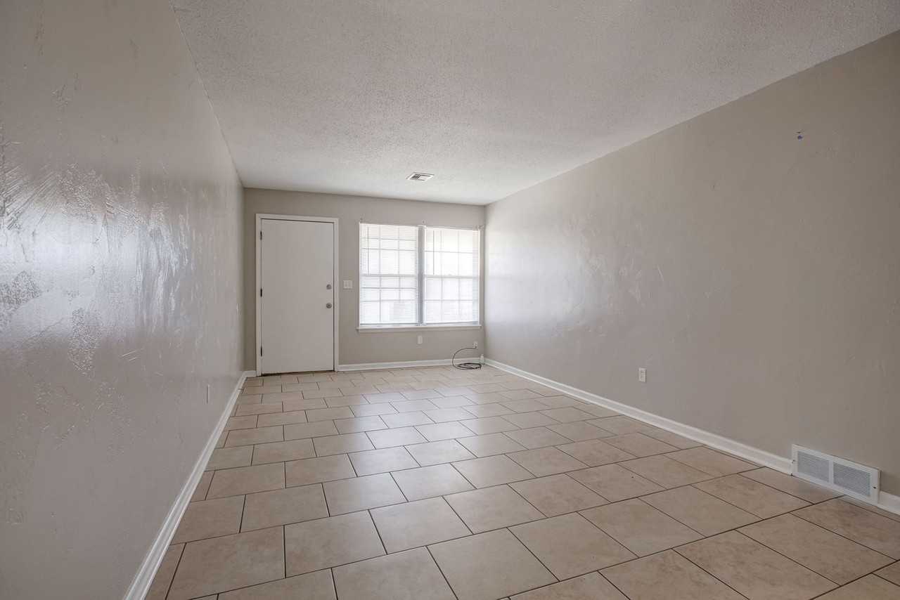 3417 Paradise Dr - Photo 7 of 34