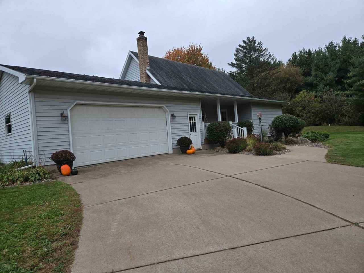 14995 50th Ave - Photo 2 of 29