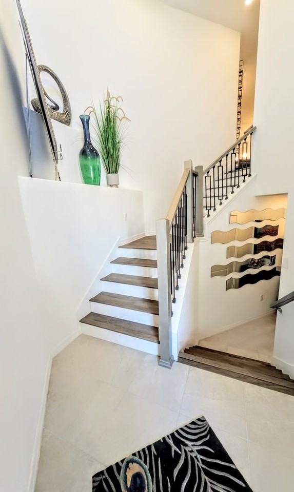 5639 N Honore Ave #222 - Photo 3 of 50