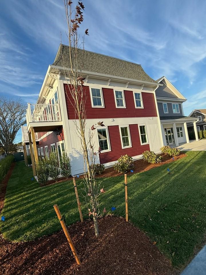 Joseph Baker House - Photo 3 of 18