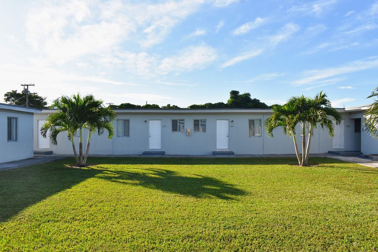 Spring Gardens Apartments - Photo 6 of 10