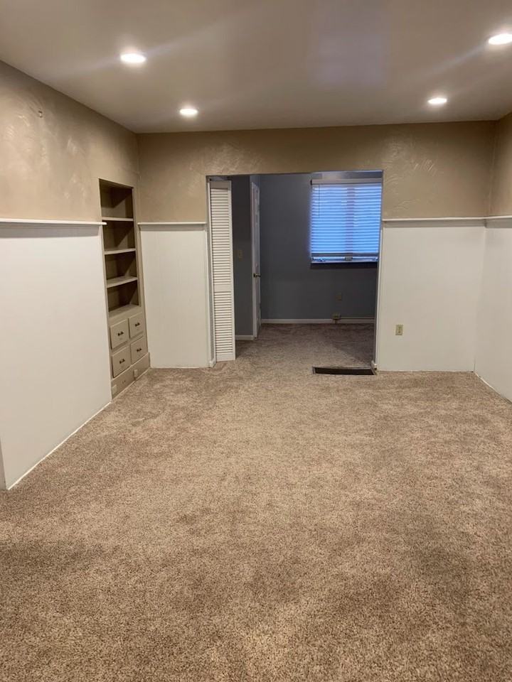 1845 Fallowfield Avenue - Photo 2 of 19