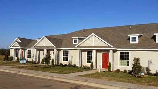 1133 Newcastle Dr - Photo 2 of 7