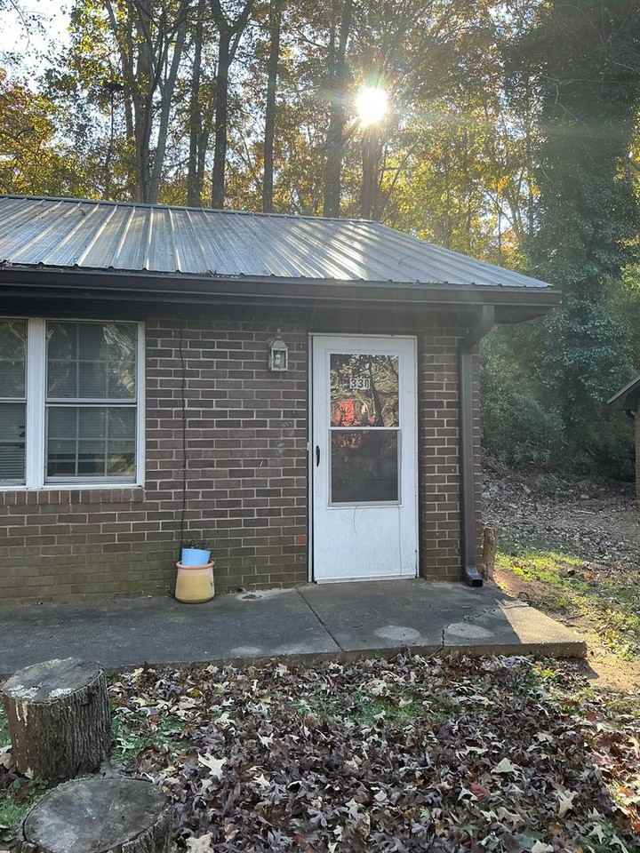 330 Edgewood Dr - Photo 2 of 20