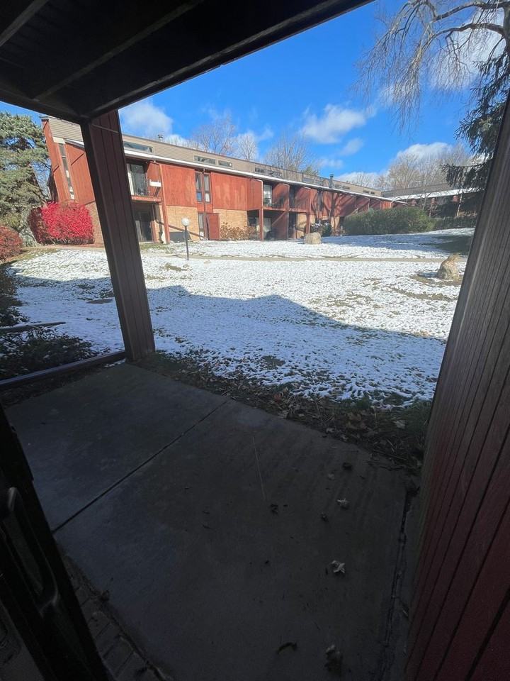 2411 Packard St #53 - Photo 6 of 26