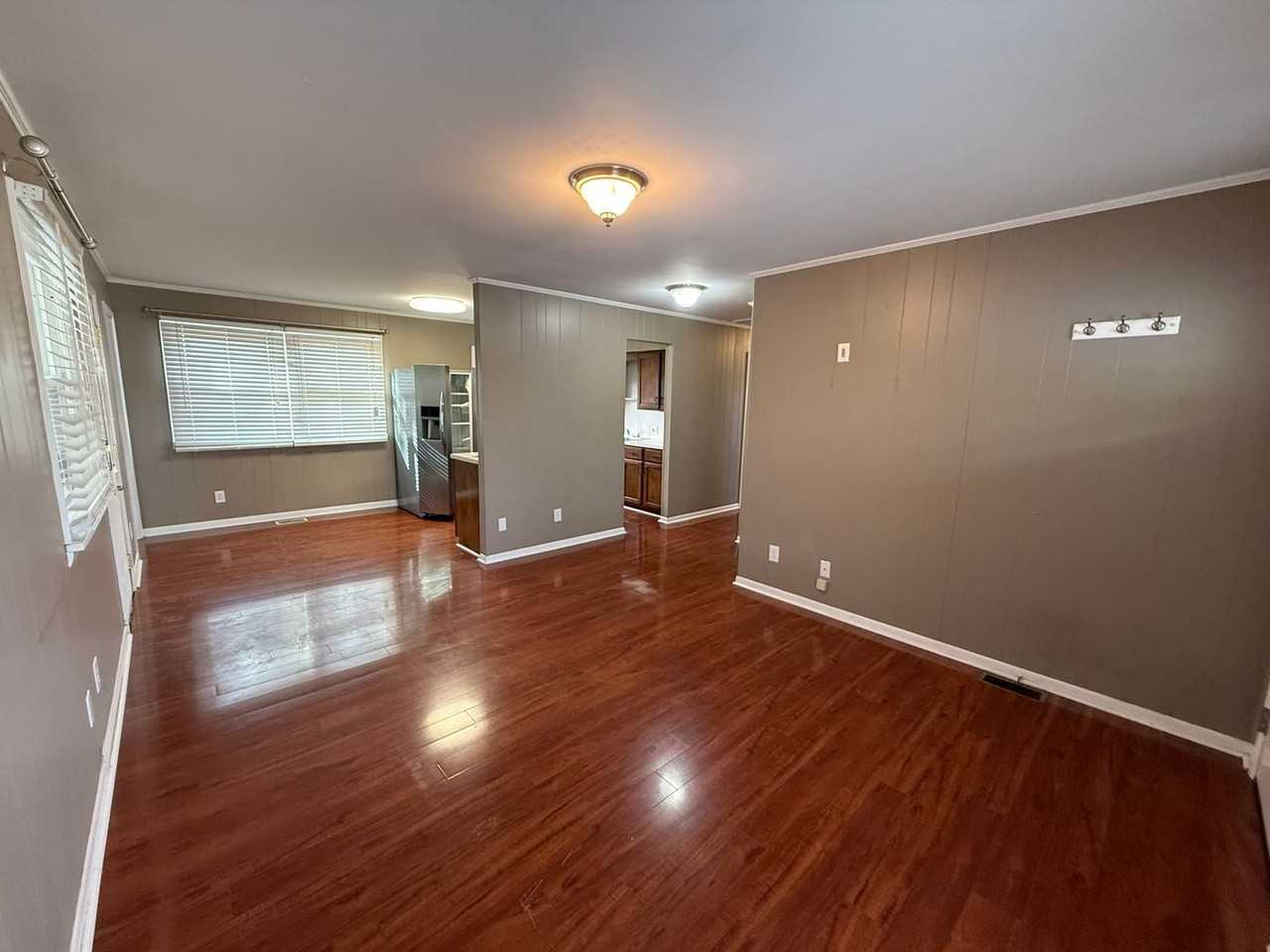 102 Locust St - Photo 2 of 30