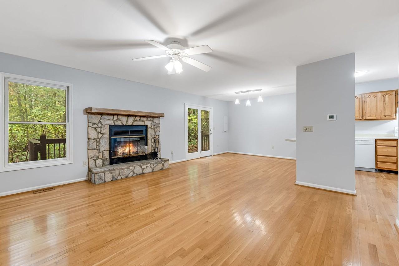 103 Parkway Vista Dr - Photo 7 of 28