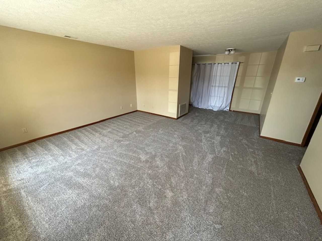 713 West 300 North - Photo 3 of 9