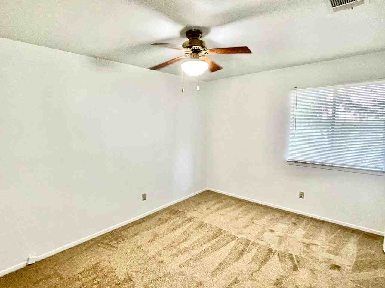 1802 Prairie Knoll Court - Photo 6 of 10