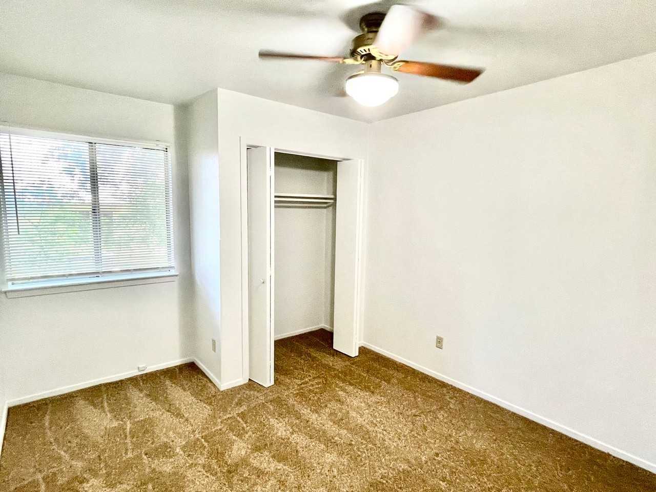 1802 Prairie Knoll Court - Photo 7 of 10