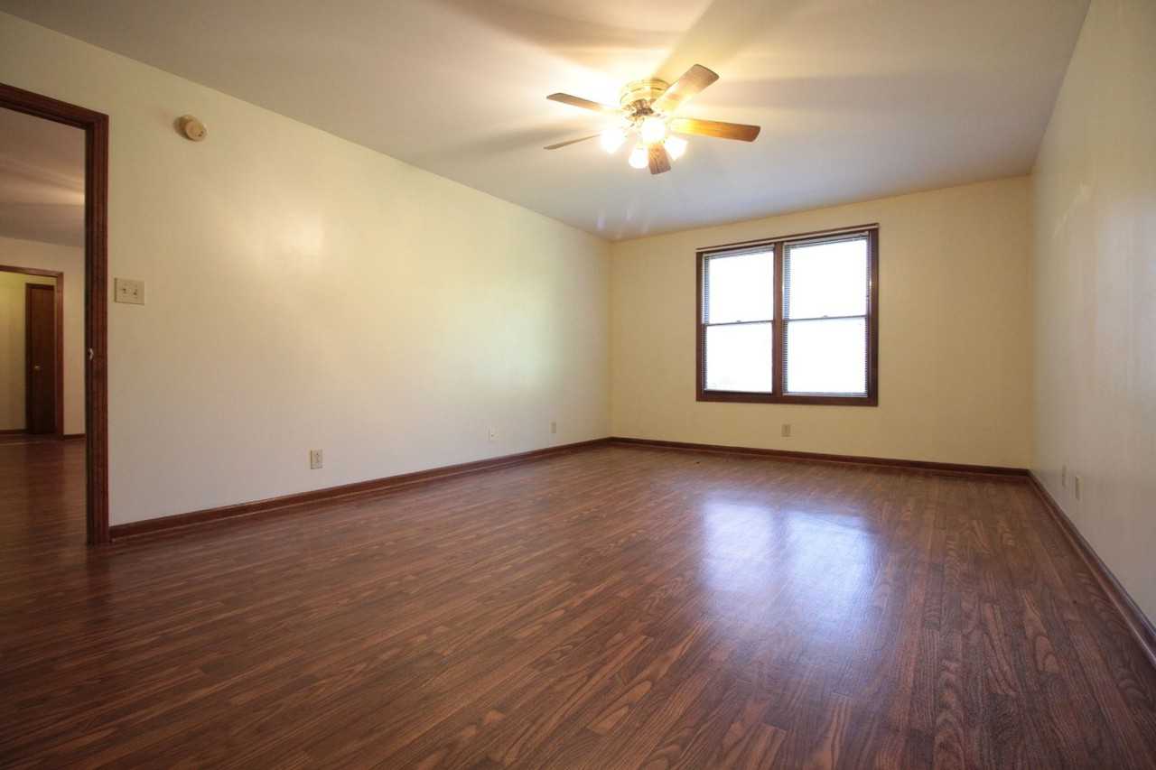 205 Farmer Rd - Photo 2 of 30