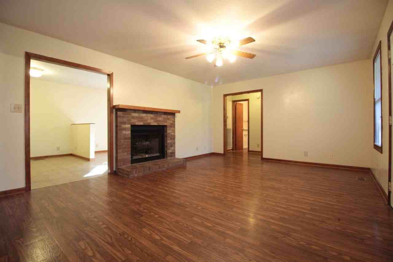 205 Farmer Rd - Photo 3 of 30