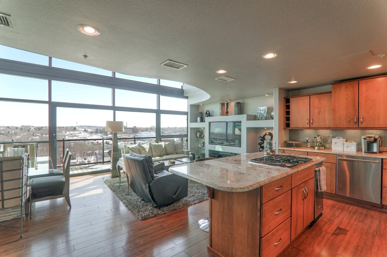 417 E Kiowa St - Photo 6 of 38